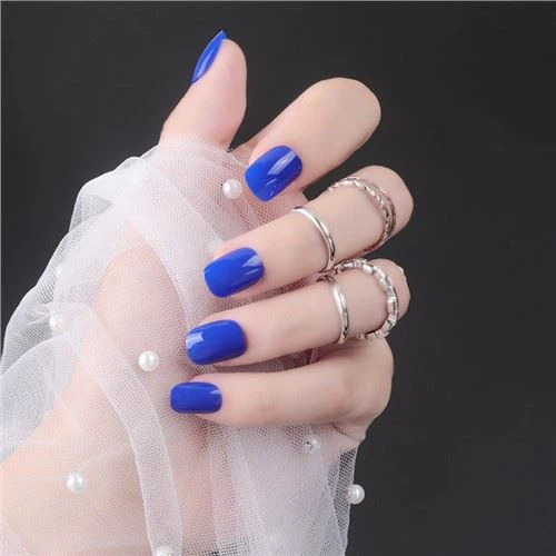 کثیر رنگ کے چھوٹے جعلی ناخن